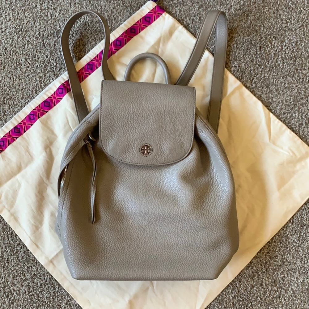Tory Burch Brody backpack French Grey 👀